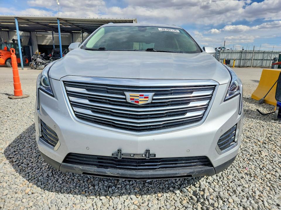 48104176 :رقم المزاد ، 1GYKNDRS1HZ304588 vin ، 2017 Cadillac Xt5 مزاد بيع