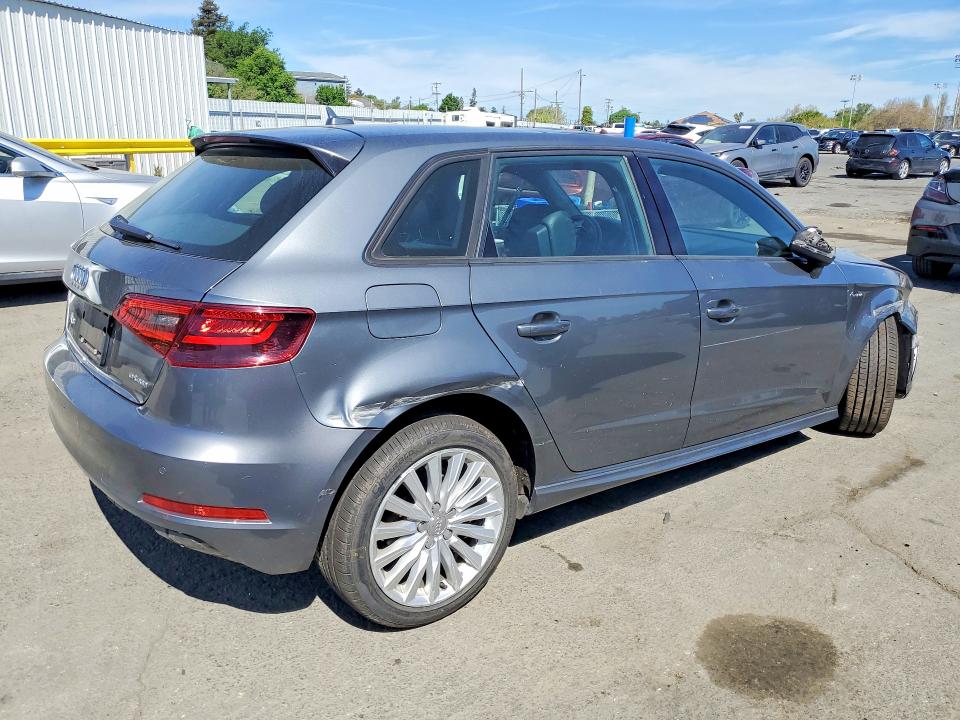 Продажа на аукционе авто 2016 Audi A3, vin: WAUUPBFF7GA115149, номер лота: 46233026