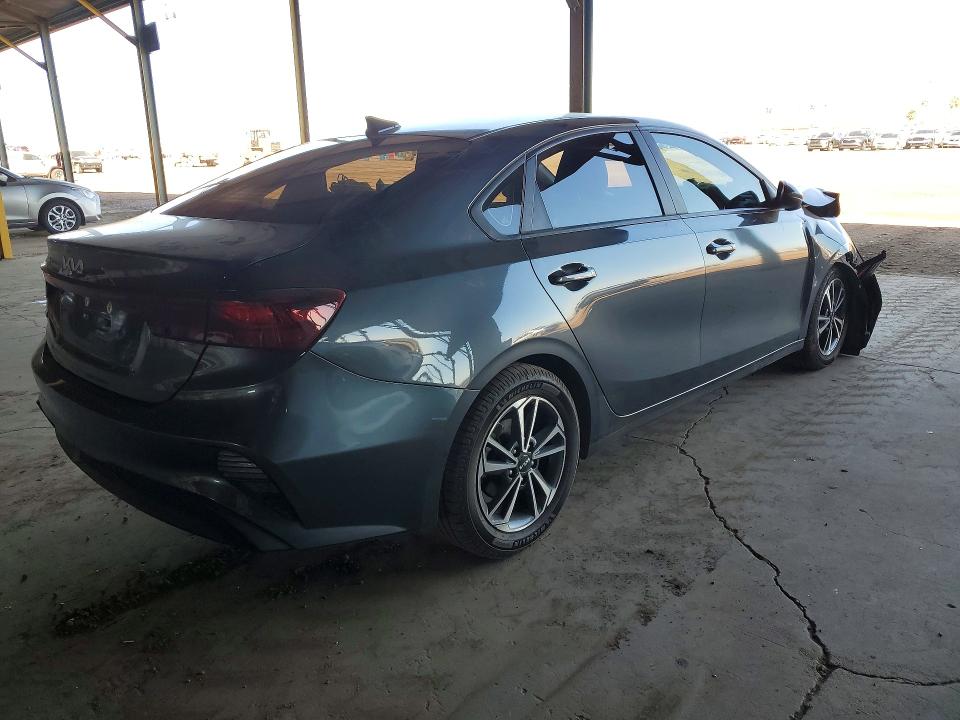 2023 Kia Forte მანქანა იყიდება აუქციონზე, vin: 3KPF24AD0PE508287, აუქციონის ნომერი: 45509376