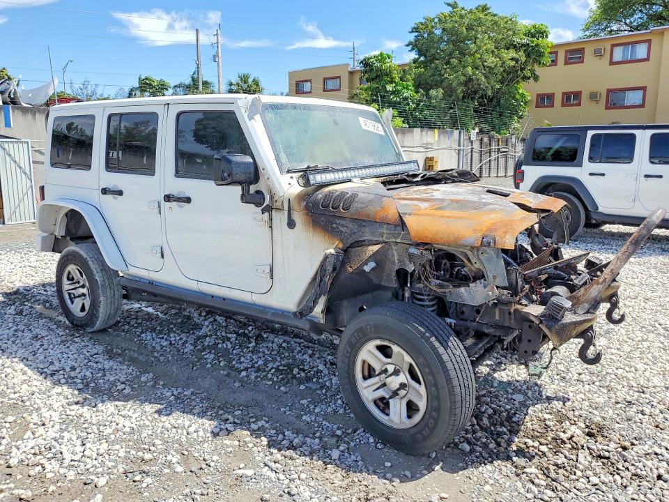 2015 Jeep Wrangler Unlimited მანქანა იყიდება აუქციონზე, vin: 1C4HJWEG3FL516515, აუქციონის ნომერი: 46716626