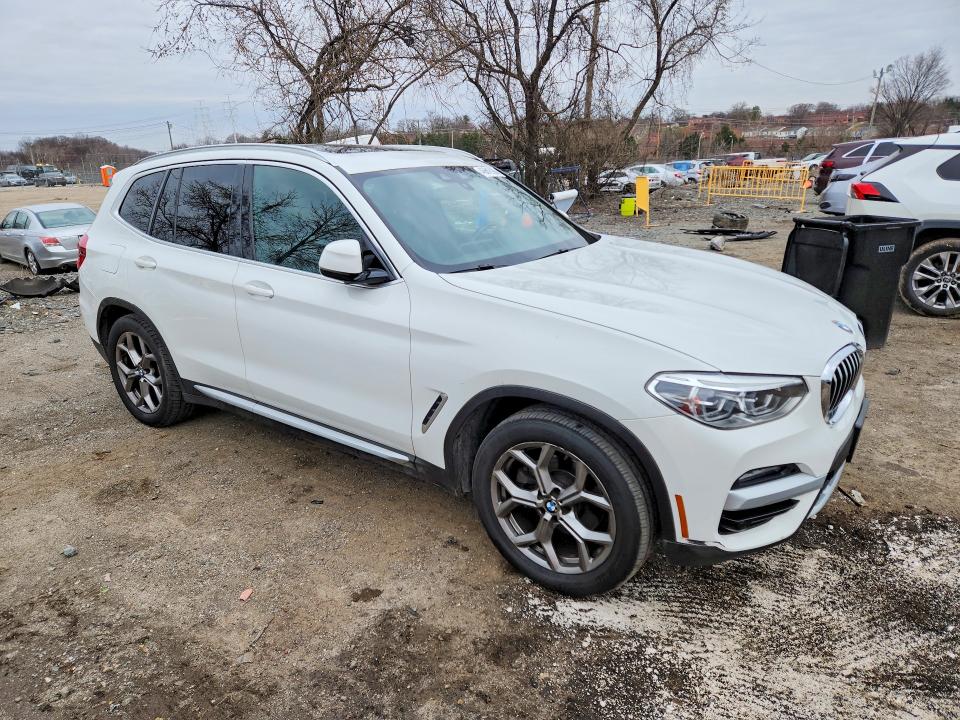 46642186 :رقم المزاد ، 5UXTY5C00M9F64877 vin ، 2021 Bmw X3 مزاد بيع