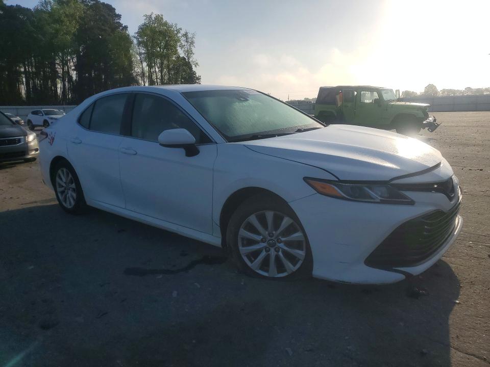 Продажа на аукционе авто 2018 Toyota Camry, vin: 4T1B11HKXJU092466, номер лота: 48058326