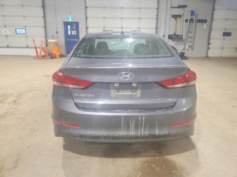 2017 Hyundai Elantra მანქანა იყიდება აუქციონზე, vin: KMHD84LF9HU404867, აუქციონის ნომერი: 47221836