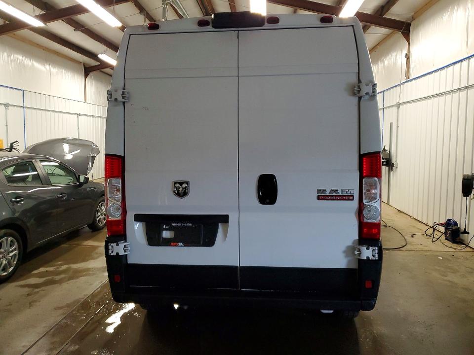 46089616 :رقم المزاد ، 3C6LRVDG9ME511623 vin ، 2021 Ram Promaster 2500 مزاد بيع