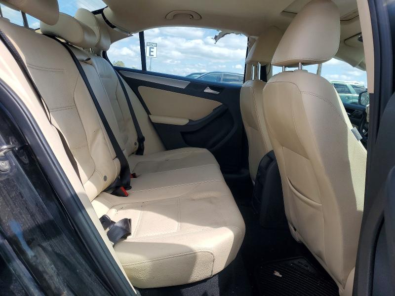 46956086 :رقم المزاد ، 3VWDB7AJ5HM250206 vin ، 2017 Volkswagen Jetta مزاد بيع