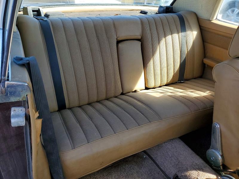 41832126 :رقم المزاد ، 11407312105408 vin ، 1975 Mercedes Benz 280 مزاد بيع