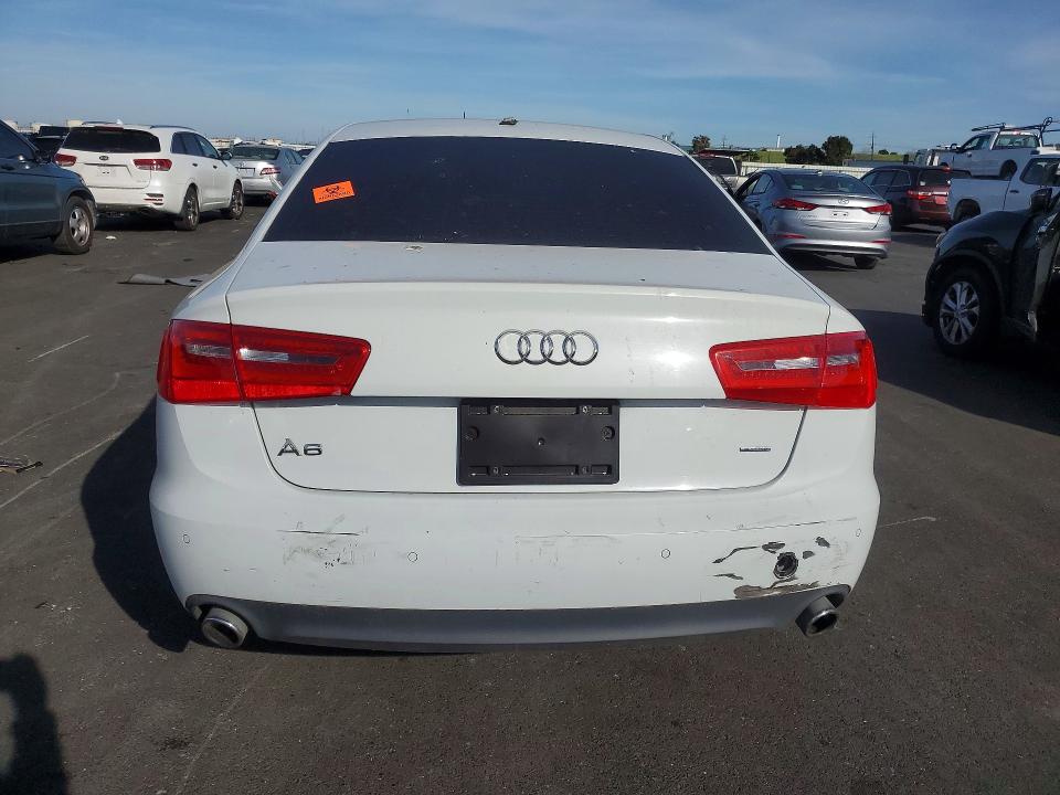 45611786 :رقم المزاد ، WAUGFAFCXFN021340 vin ، 2015 Audi A6 مزاد بيع