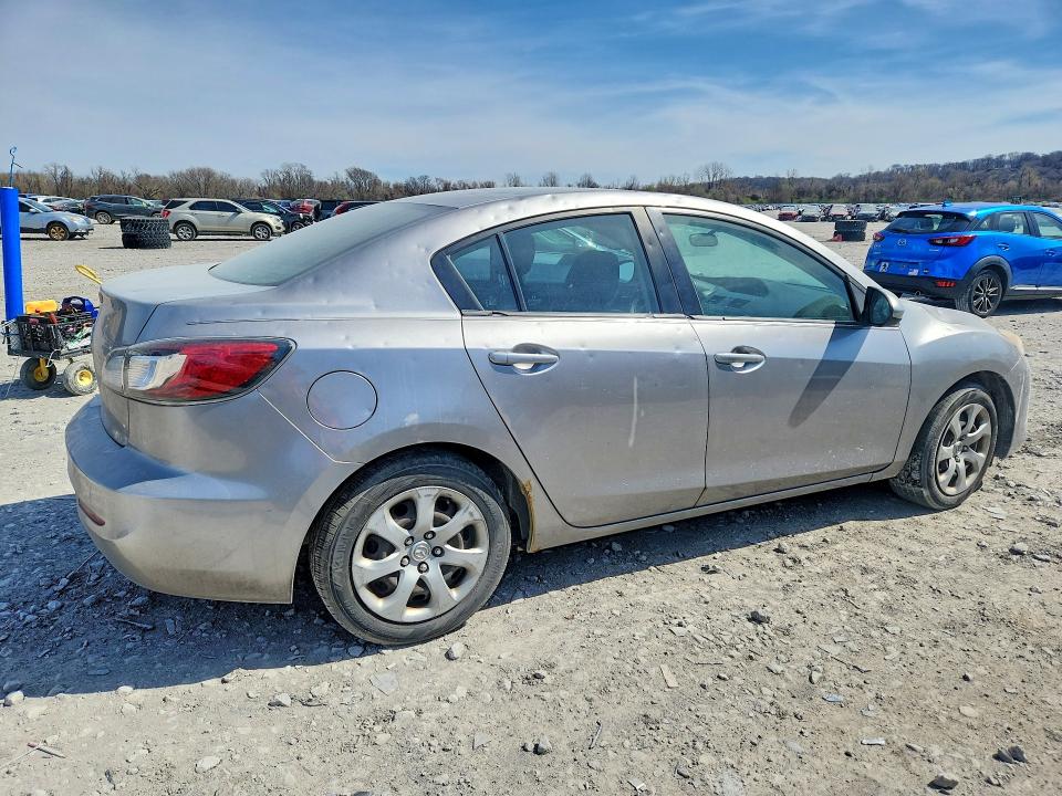 Продажа на аукционе авто 2012 Mazda 3, vin: JM1BL1UF1C1521585, номер лота: 47209036