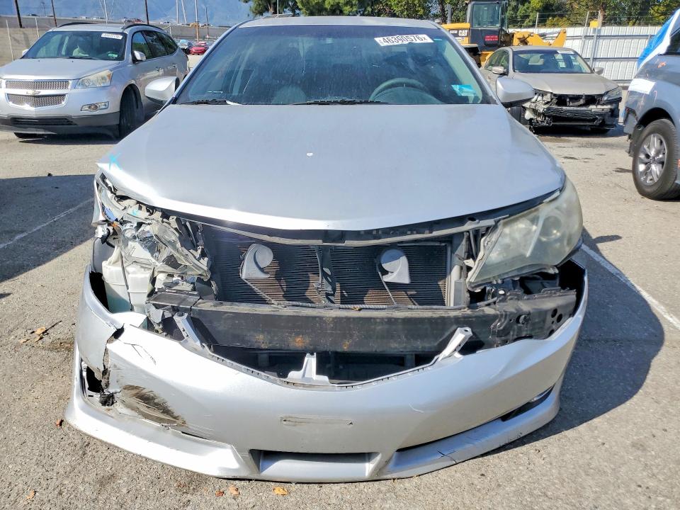 2014 Toyota Camry მანქანა იყიდება აუქციონზე, vin: 4T1BF1FK1EU800842, აუქციონის ნომერი: 46300576