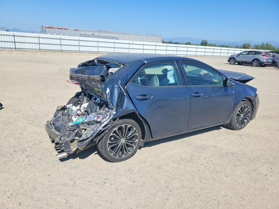 46761416 :رقم المزاد ، 5YFBURHE3FP309428 vin ، 2015 Toyota Corolla مزاد بيع