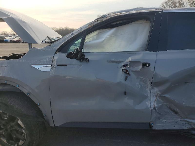 47582866 :رقم المزاد ، 5XYRLDJC7SG361592 vin ، 2025 Kia Sorento مزاد بيع