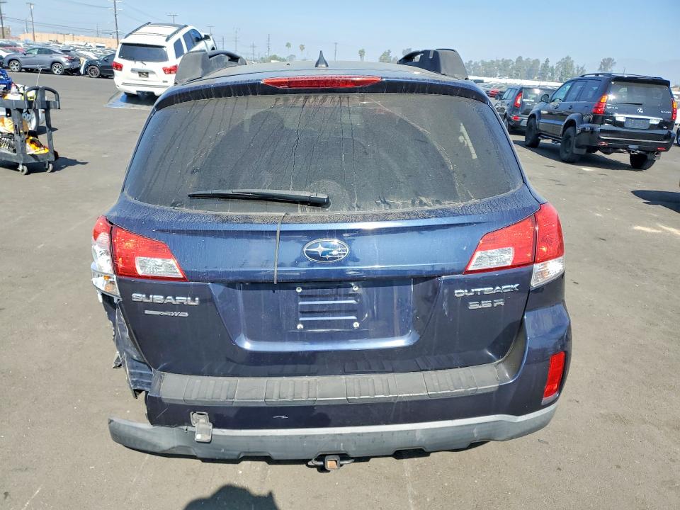 2013 Subaru Outback მანქანა იყიდება აუქციონზე, vin: 4S4BRDKC8D2288983, აუქციონის ნომერი: 47069146