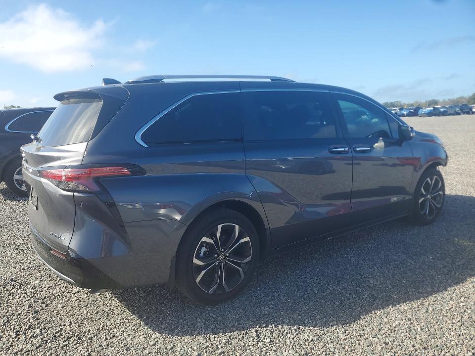 79828985 :رقم المزاد ، 5TDERKEC4SS284680 vin ، 2025 Toyota Sienna مزاد بيع