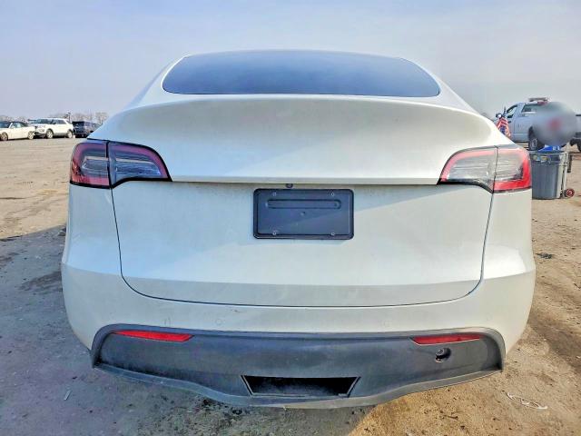 Продажа на аукционе авто 2022 Tesla Model Y, vin: 7SAYGDEE0NF354168, номер лота: 45870106