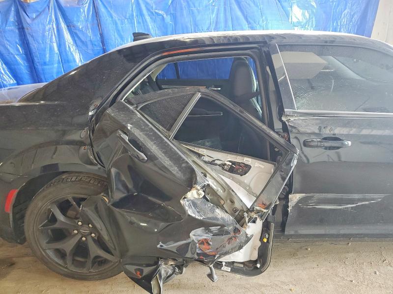 Auction sale of the 2021 Chrysler 300, vin: 2C3CCAAG6MH661589, lot number: 41739796