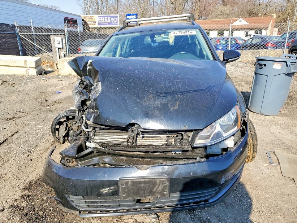 47796916 :رقم المزاد ، 3VWC17AU0GM519199 vin ، 2016 Volkswagen Golf Sportwagen مزاد بيع