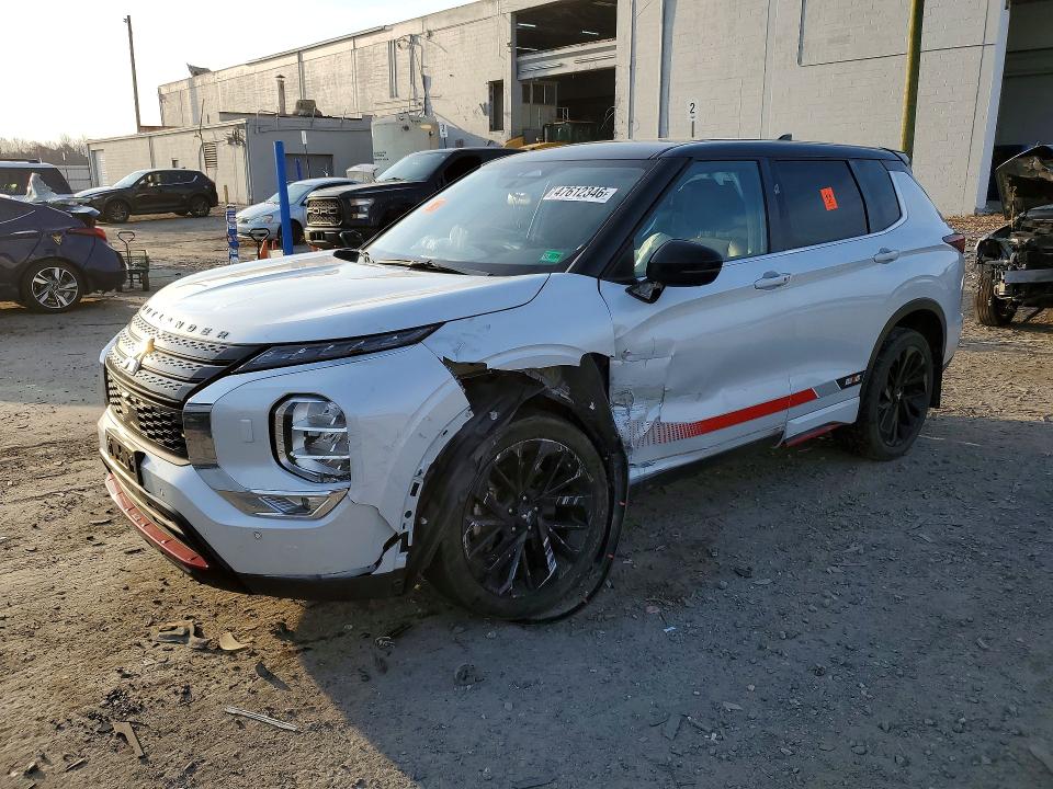 Продаж на аукціоні авто 2023 Mitsubishi Outlander, vin: JA4J4UA81PZ048546, номер лоту: 47612346