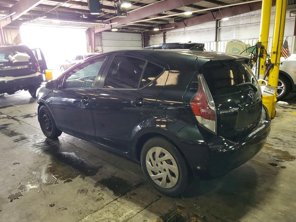45446406 :رقم المزاد ، JTDKDTB36G1122131 vin ، 2016 Toyota Prius C مزاد بيع