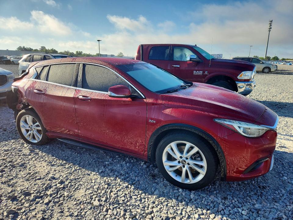 46726296 :رقم المزاد ، SJKCH5CP8JA060595 vin ، 2018 Infiniti Qx30 مزاد بيع