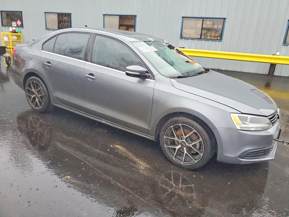 45769066 :رقم المزاد ، 3VW3L7AJ5EM378501 vin ، 2014 Volkswagen Jetta مزاد بيع