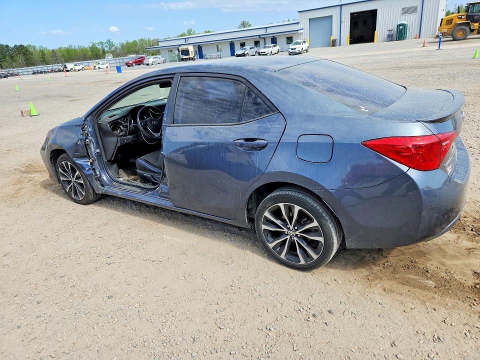 47989366 :رقم المزاد ، 5YFBURHE6HP654231 vin ، 2017 Toyota Corolla مزاد بيع
