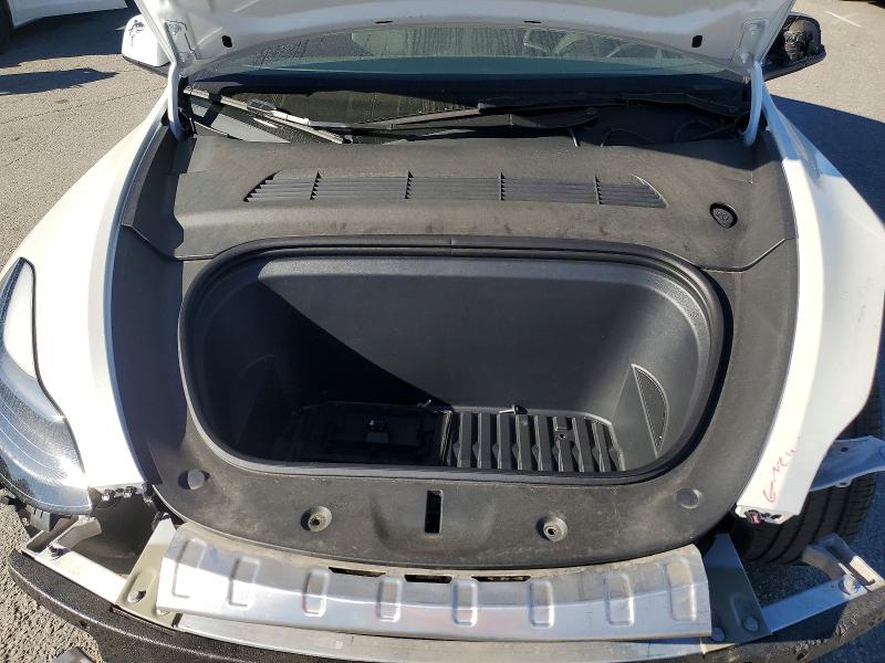 2024 Tesla Model Y მანქანა იყიდება აუქციონზე, vin: 7SAYGDEDXRF201522, აუქციონის ნომერი: 79655015