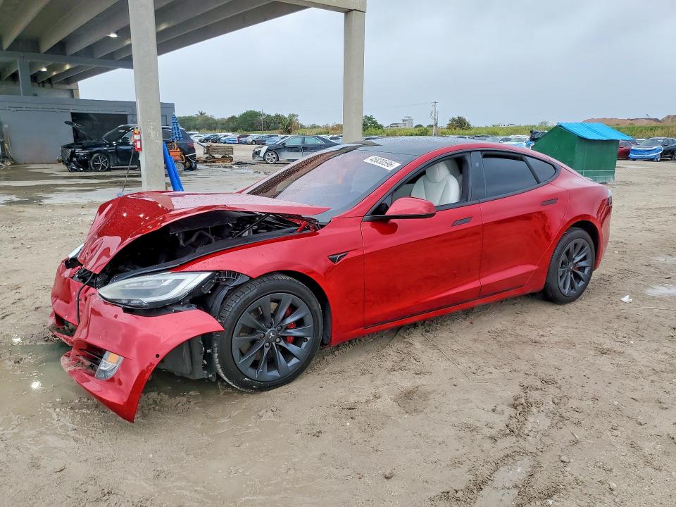 45830596 :رقم المزاد ، 5YJSA1E45LF366906 vin ، 2020 Tesla Model S مزاد بيع