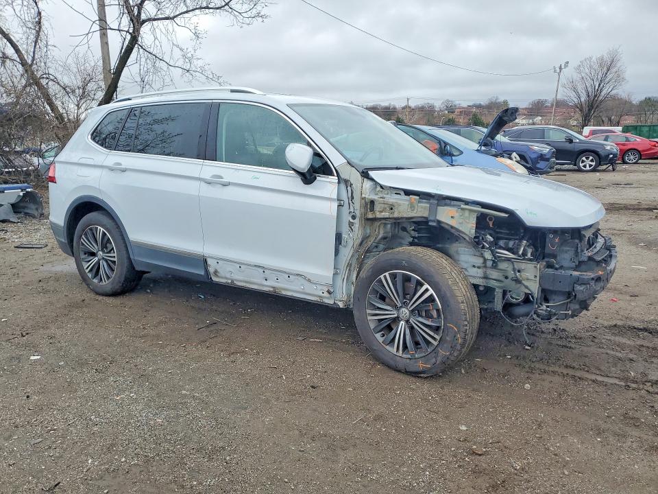 45943906 :رقم المزاد ، 3VV3B7AX9JM068714 vin ، 2018 Volkswagen Tiguan مزاد بيع