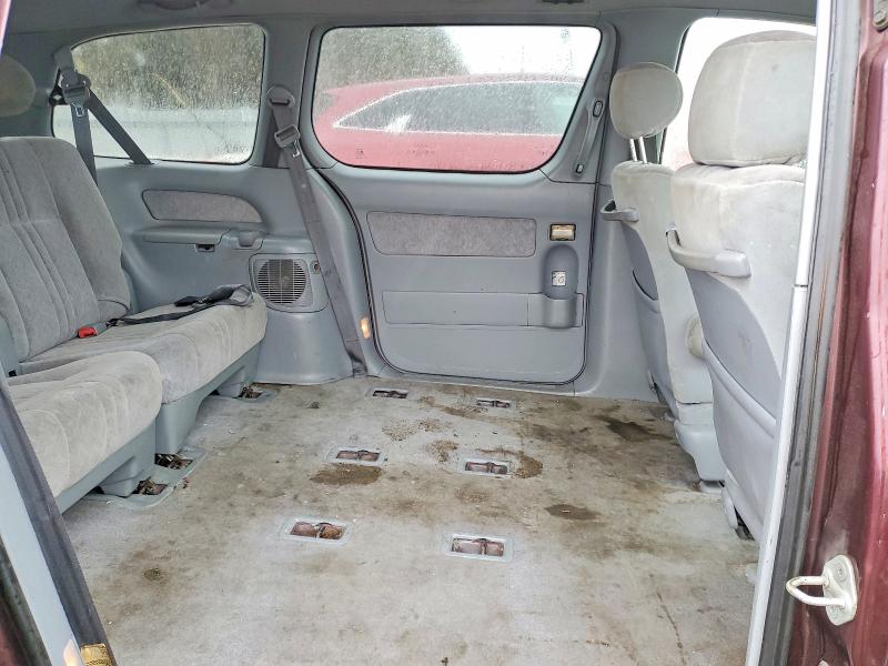 1998 Toyota Sienna მანქანა იყიდება აუქციონზე, vin: 4T3ZF13C7WU006092, აუქციონის ნომერი: 79263835