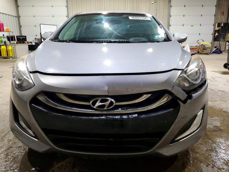 2015 Hyundai Elantra Gt მანქანა იყიდება აუქციონზე, vin: KMHD35LH8FU239655, აუქციონის ნომერი: 46002596
