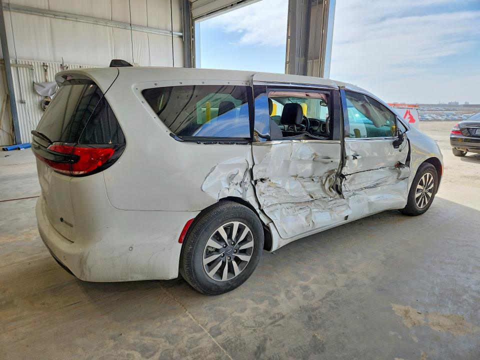 2023 Chrysler Pacifica მანქანა იყიდება აუქციონზე, vin: 2C4RC1L72PR562320, აუქციონის ნომერი: 45640206