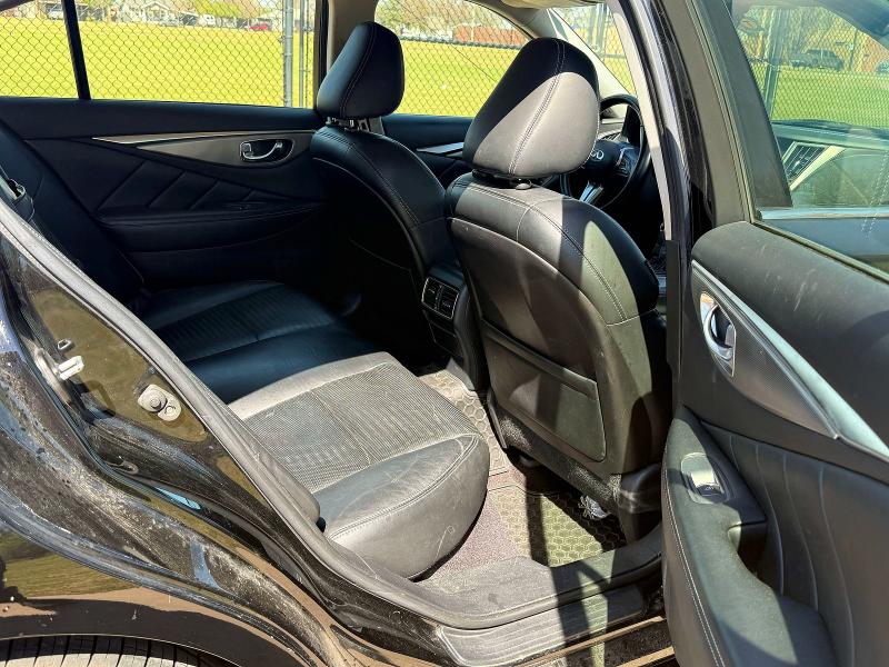 47622986 :رقم المزاد ، JN1EV7AP7JM363596 vin ، 2018 Infiniti Q50 مزاد بيع