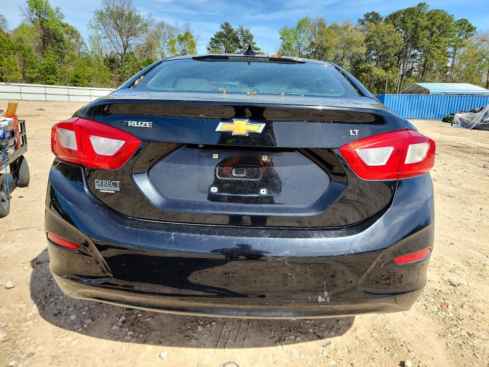 46569356 :رقم المزاد ، 1G1BE5SM5H7181664 vin ، 2017 Chevrolet Cruze مزاد بيع