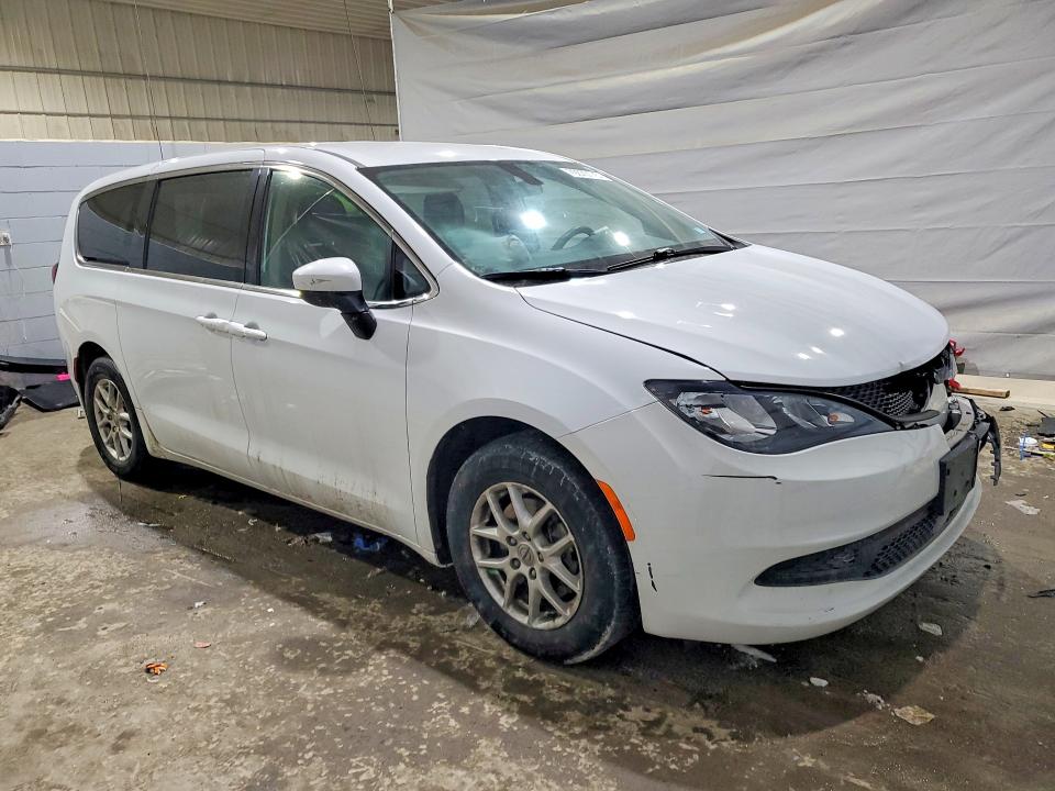 79370175 :رقم المزاد ، 2C4RC1CG4MR571984 vin ، 2021 Chrysler Voyager مزاد بيع