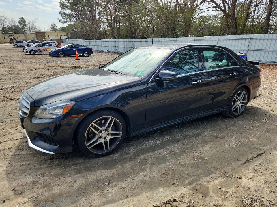 79455205 :رقم المزاد ، WDDHF8JB3FB121138 vin ، 2015 Mercedes-benz E مزاد بيع