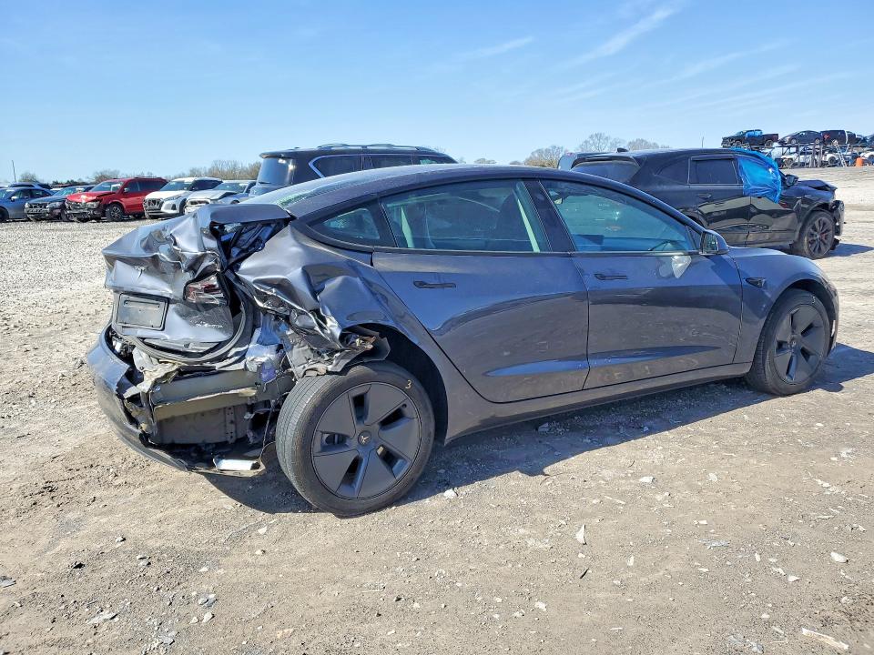 Продажа на аукционе авто 2023 Tesla Model 3, vin: 5YJ3E1EB5PF663039, номер лота: 45838176