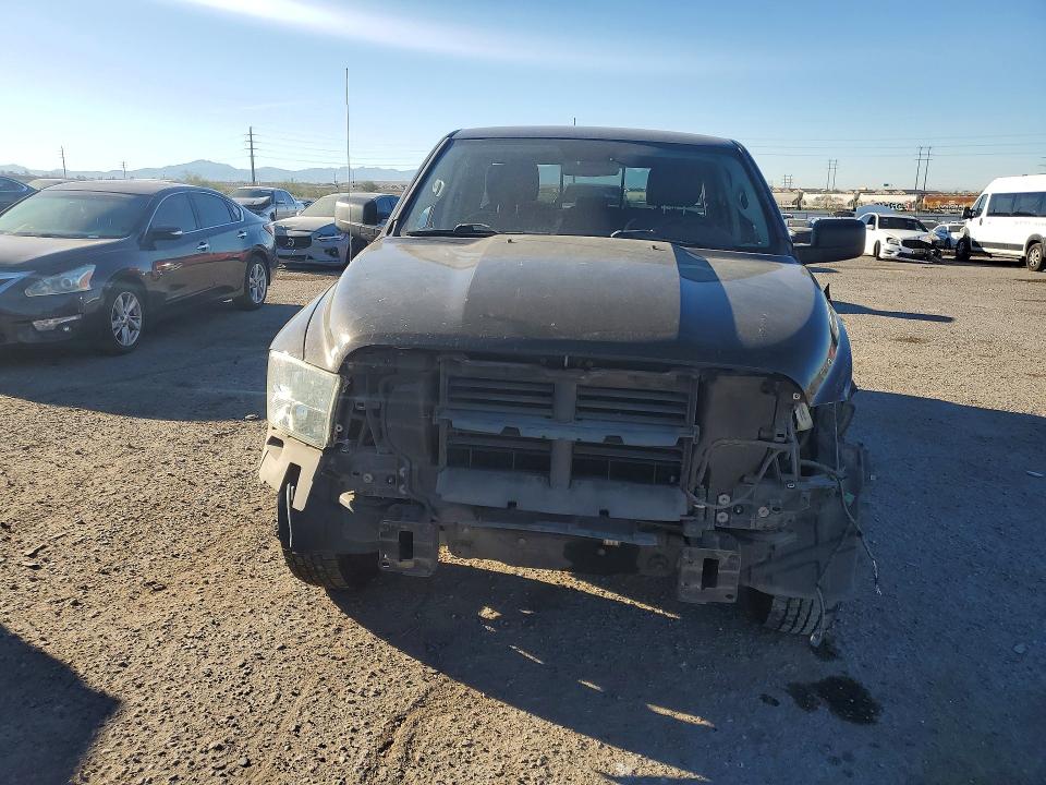 79303995 :رقم المزاد ، 1C6RR6GG0DS600697 vin ، 2013 Ram 1500 مزاد بيع