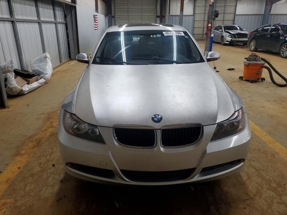 45761806 :رقم المزاد ، WBAVB135X6KX63408 vin ، 2006 Bmw 325 مزاد بيع