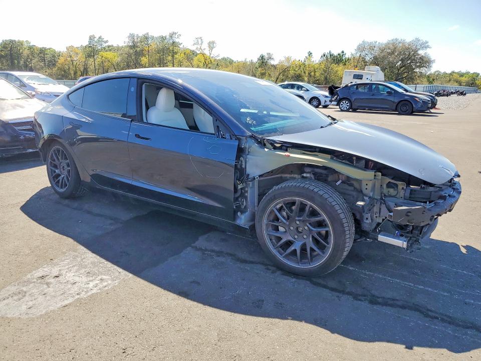 79626555 :رقم المزاد ، 5YJ3E1EB5RF762009 vin ، 2024 Tesla Model 3 مزاد بيع