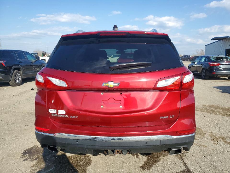 47579066 :رقم المزاد ، 2GNAXTEX2J6268118 vin ، 2018 Chevrolet Equinox مزاد بيع