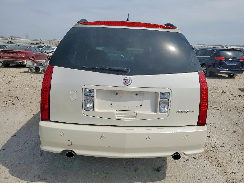 47940696 :رقم المزاد ، 1GYEE437380195721 vin ، 2008 Cadillac Srx مزاد بيع
