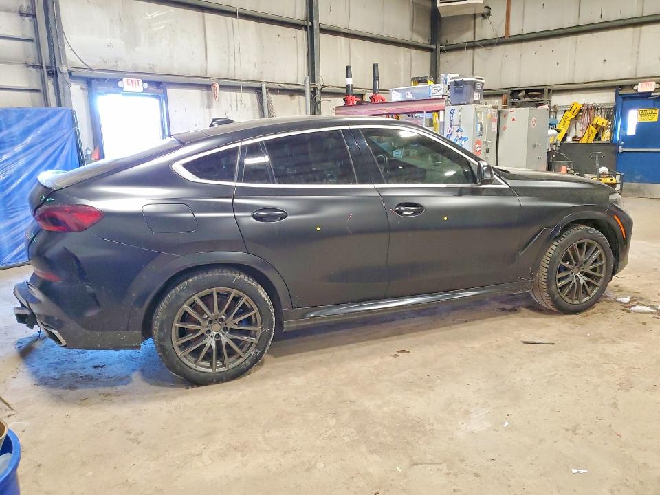 Продаж на аукціоні авто 2022 Bmw X6, vin: 5UXCY6C07N9M14379, номер лоту: 78182605