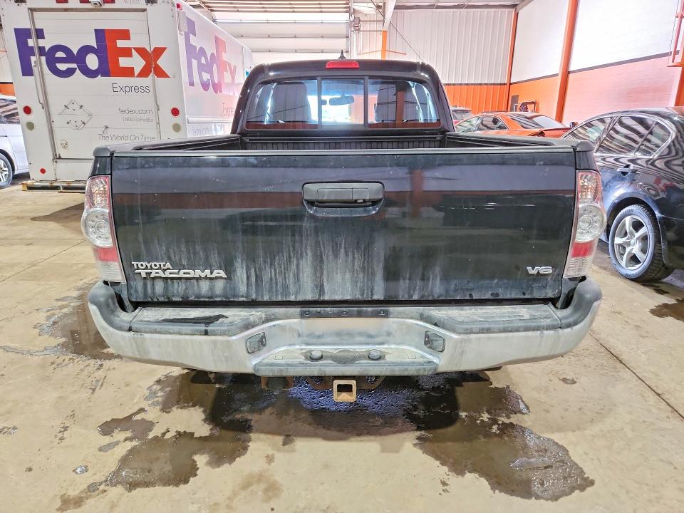 Продажа на аукционе авто 2015 Toyota Tacoma, vin: 5TFUU4EN8FX117102, номер лота: 47256756