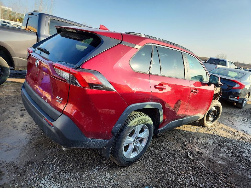 Продажа на аукционе авто 2019 Toyota Rav4, vin: 2T3R1RFV5KC048945, номер лота: 79632095