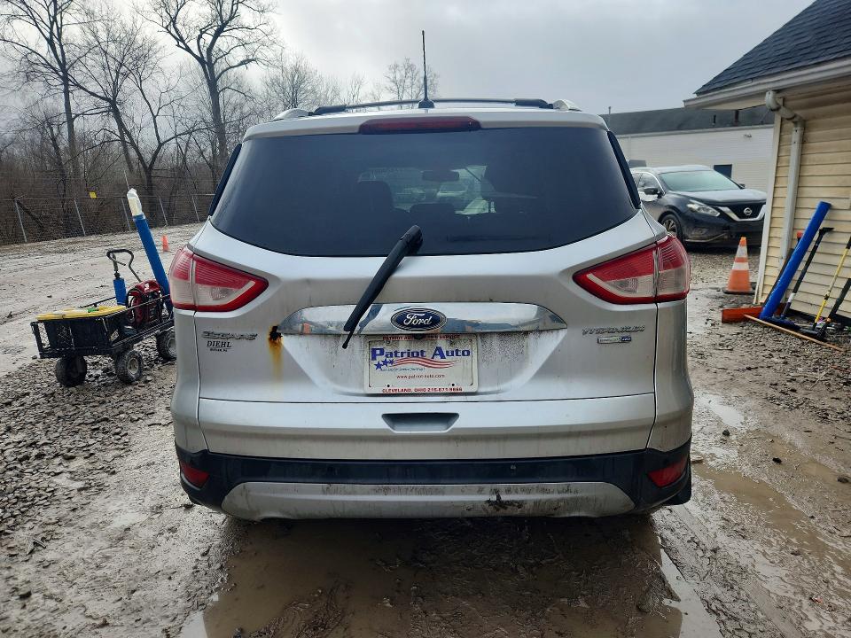 2014 Ford Escape მანქანა იყიდება აუქციონზე, vin: 1FMCU9J99EUC35835, აუქციონის ნომერი: 79200015