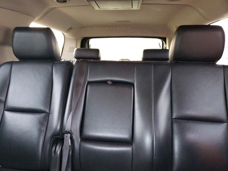 45822516 :رقم المزاد ، 1GNSKKE72DR272451 vin ، 2013 Chevrolet Suburban مزاد بيع