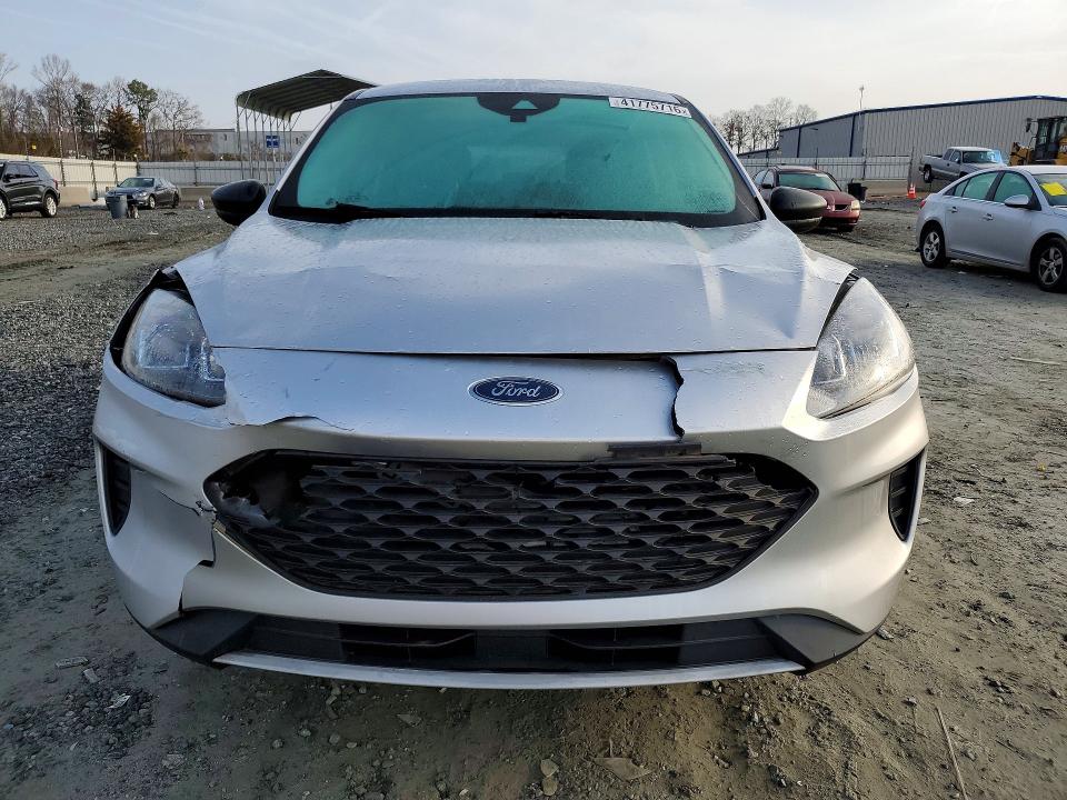 2020 Ford Escape მანქანა იყიდება აუქციონზე, vin: 1FMCU0F63LUB77194, აუქციონის ნომერი: 41775716