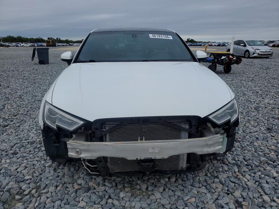 Продаж на аукціоні авто 2018 Audi A3, vin: WAUAUGFF9J1088827, номер лоту: 46183156