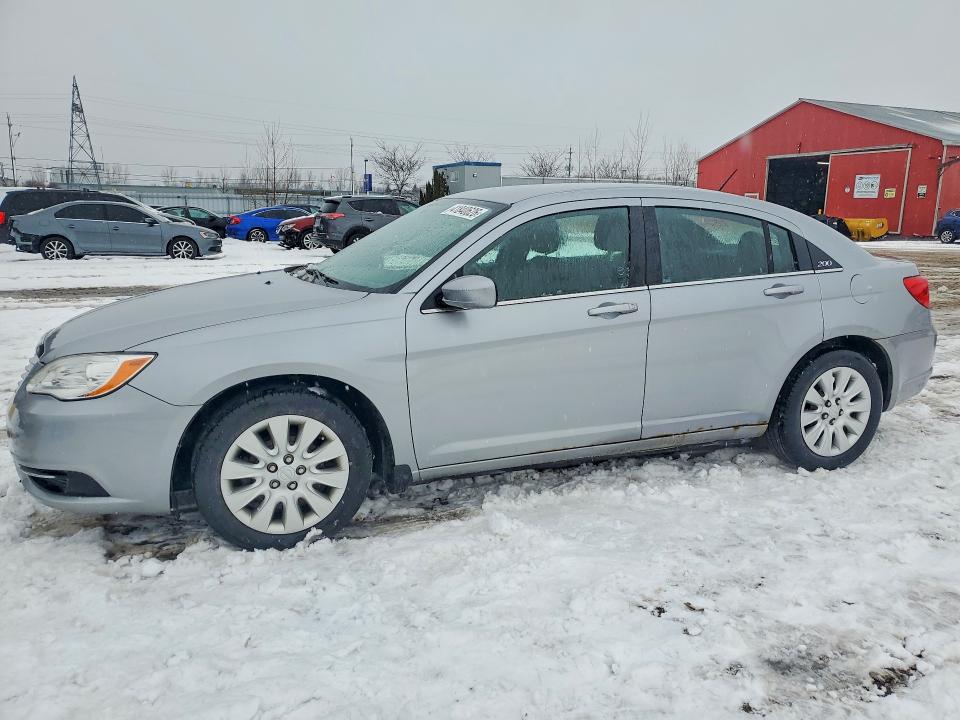 41840626 :رقم المزاد ، 1C3CCBAB1EN232122 vin ، 2014 Chrysler 200 مزاد بيع