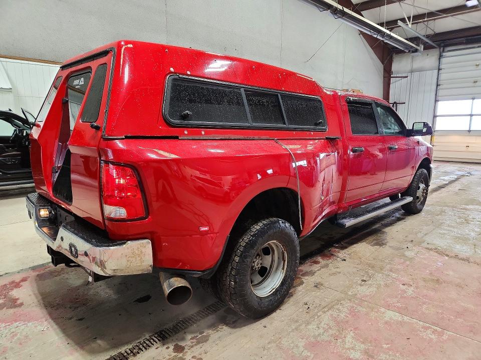 46014696 :رقم المزاد ، 3C63RRGL9FG690267 vin ، 2015 Ram 3500 مزاد بيع